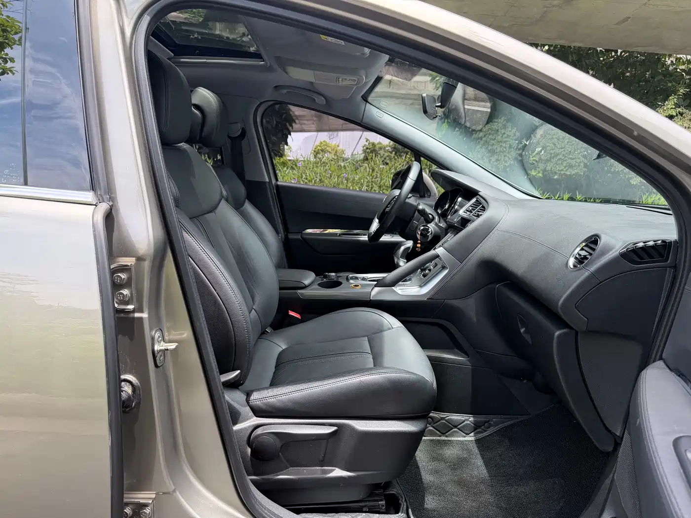 Peugeot 3008 2017 2016 1.6THP Automatic Trend Edition