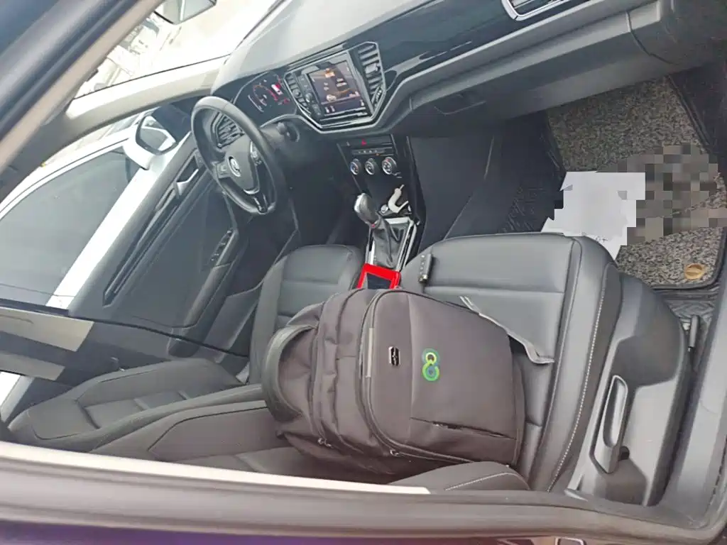 Volkswagen T-Roc, миниатюра 20