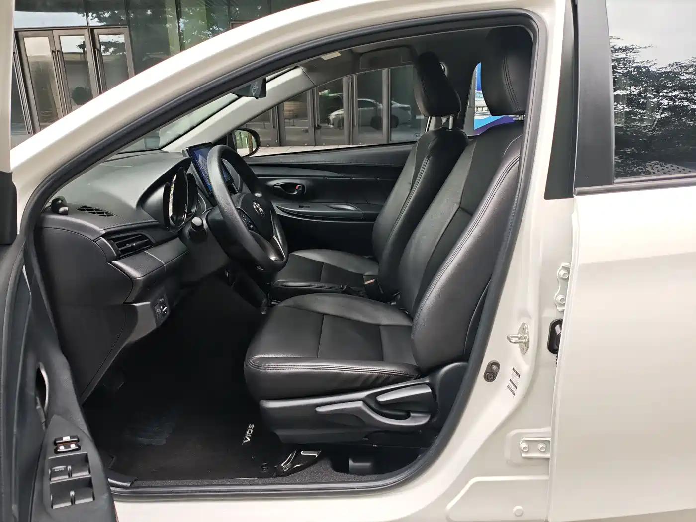 Toyota Vios 2021 1.5L CVT Chuangxing Edition фото 5