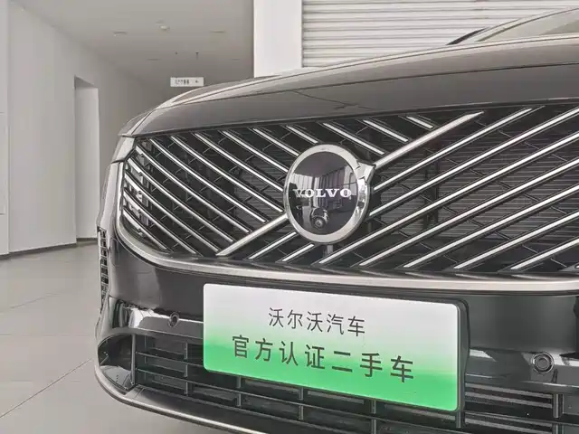 Volvo S90 Plug-in Hybrid 2026 Plug-in Hybrid AWD Long Range Elegance Luxury — фото 5