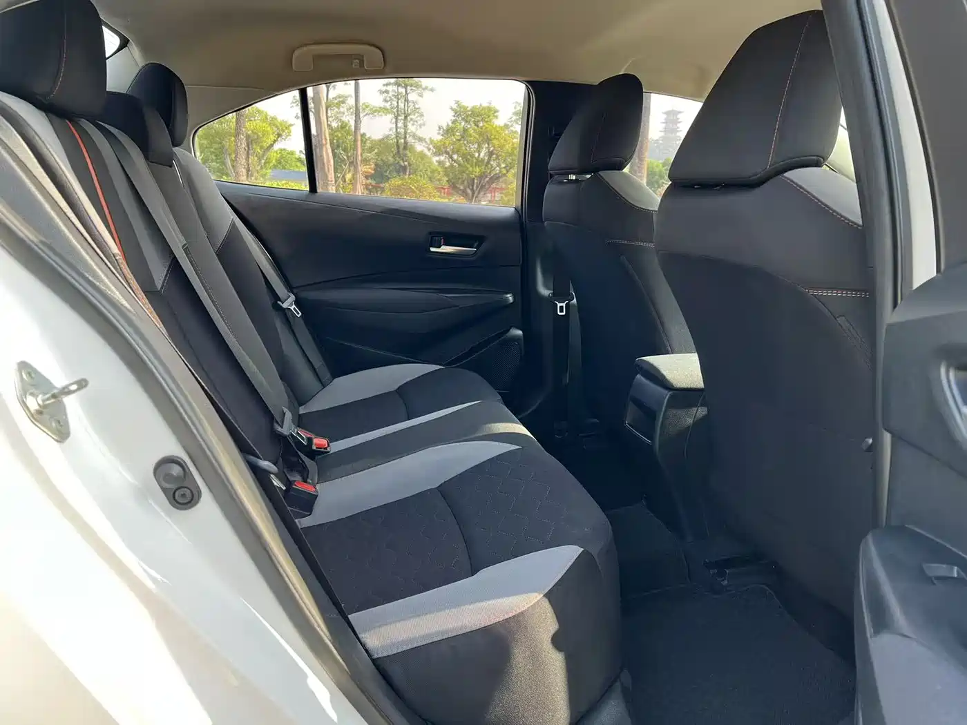 Toyota Corolla 2021 1.2T S-CVT Pioneer PLUS Edition фото 10