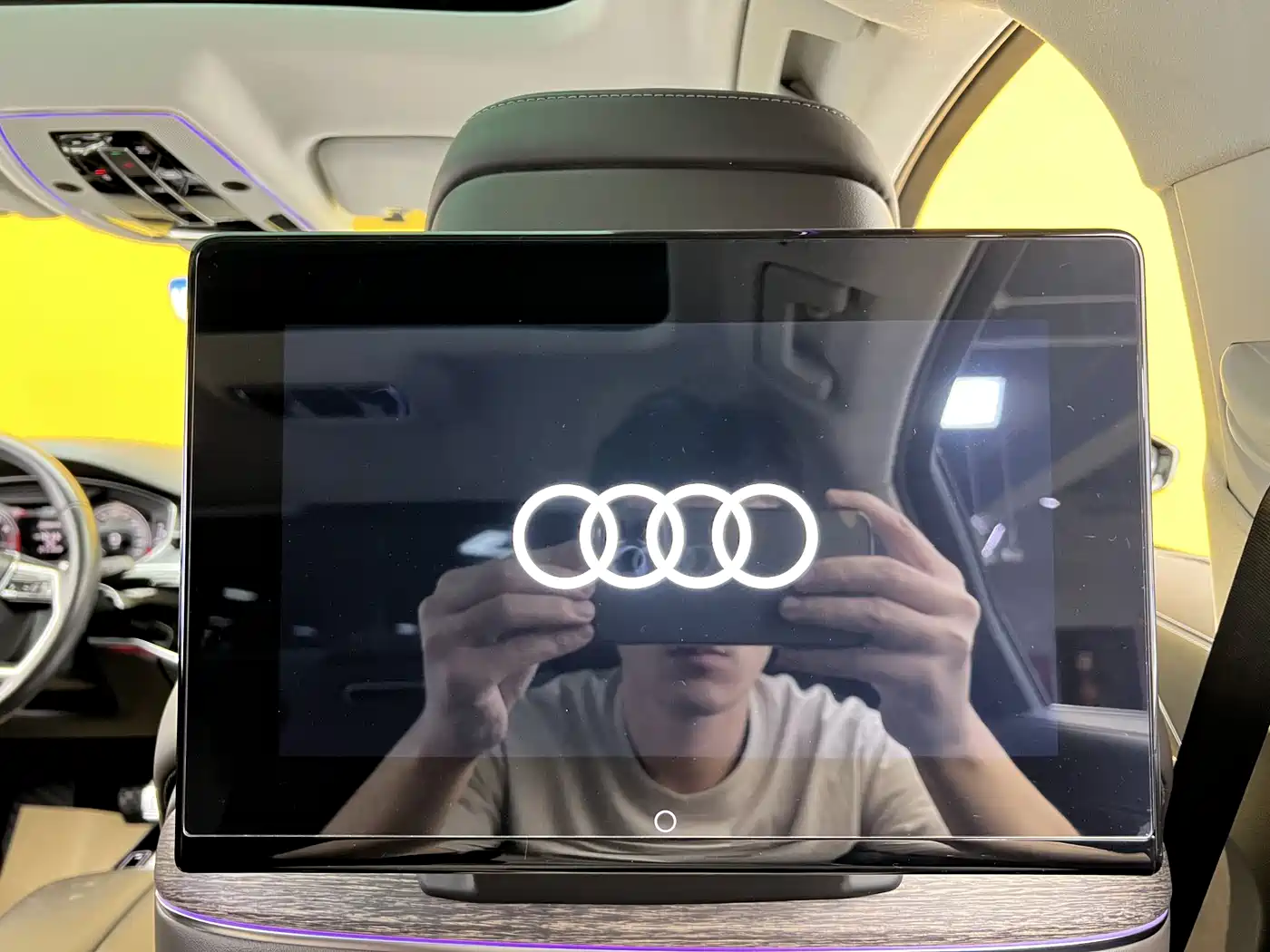 Audi A8 2024 Model A8L 55 TFSI quattro Flagship фото 40