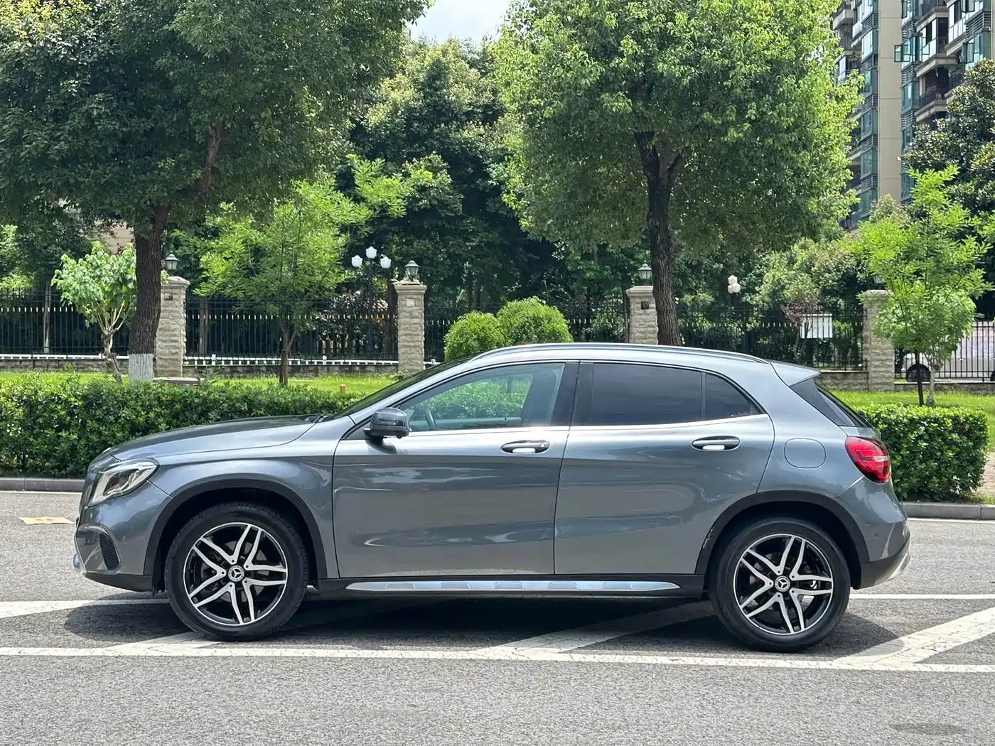 Фото 8 - Mercedes-Benz GLA