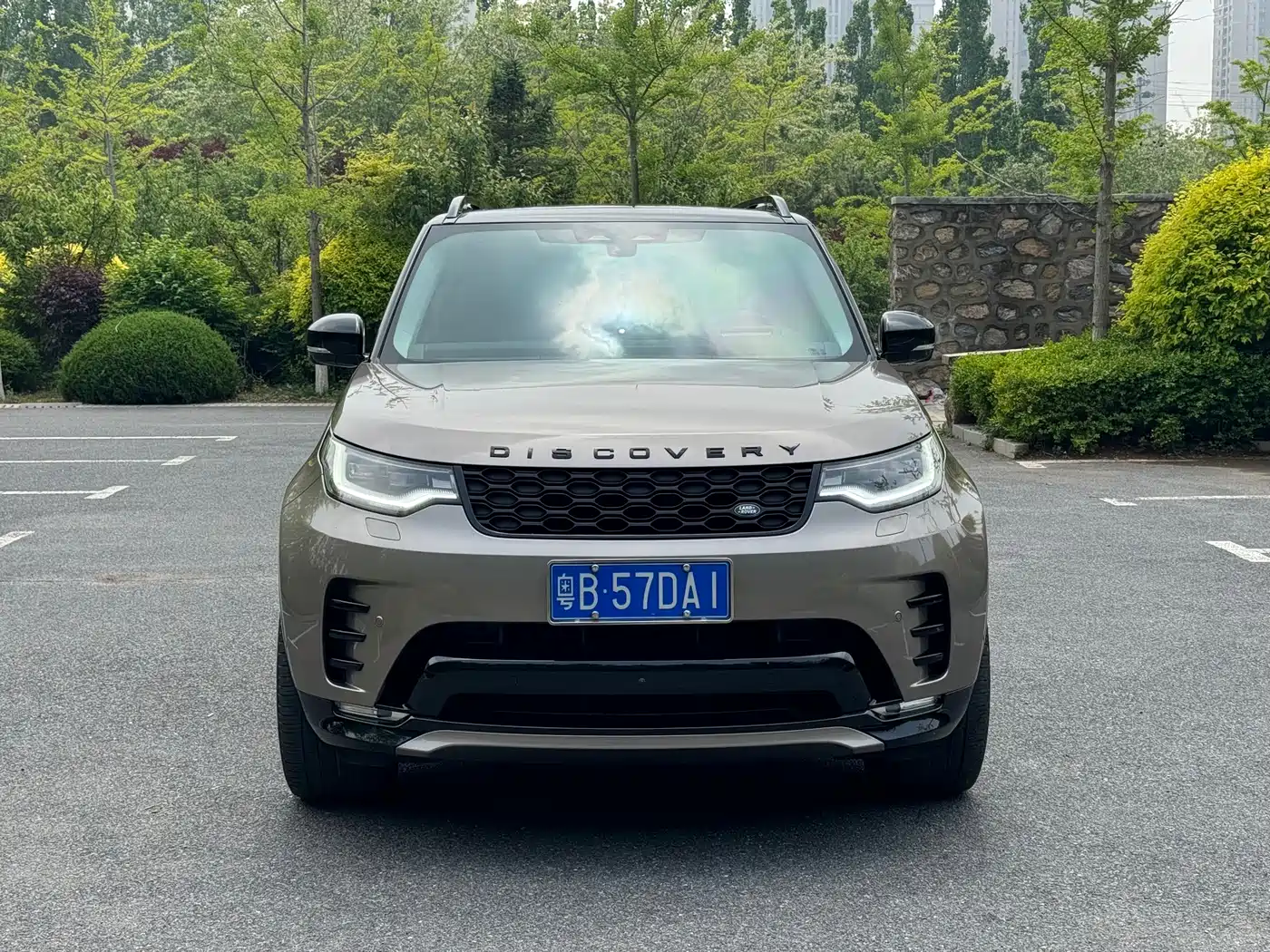 Land Rover Discovery 2021 360PS R-Dynamic HSE фото 2