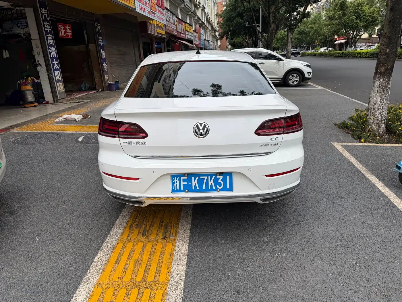 Volkswagen FAW-Volkswagen CC 2020 330TSI Elegance Version China VI фото 4