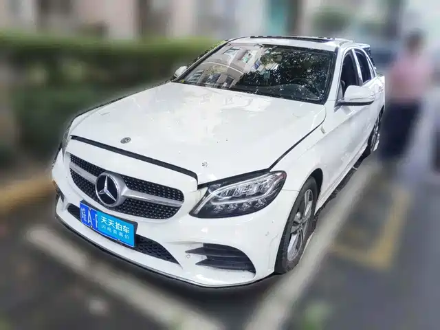 Mercedes-Benz C-Class 2020 Facelift C 200 L Fashion Sport Version — фото 1