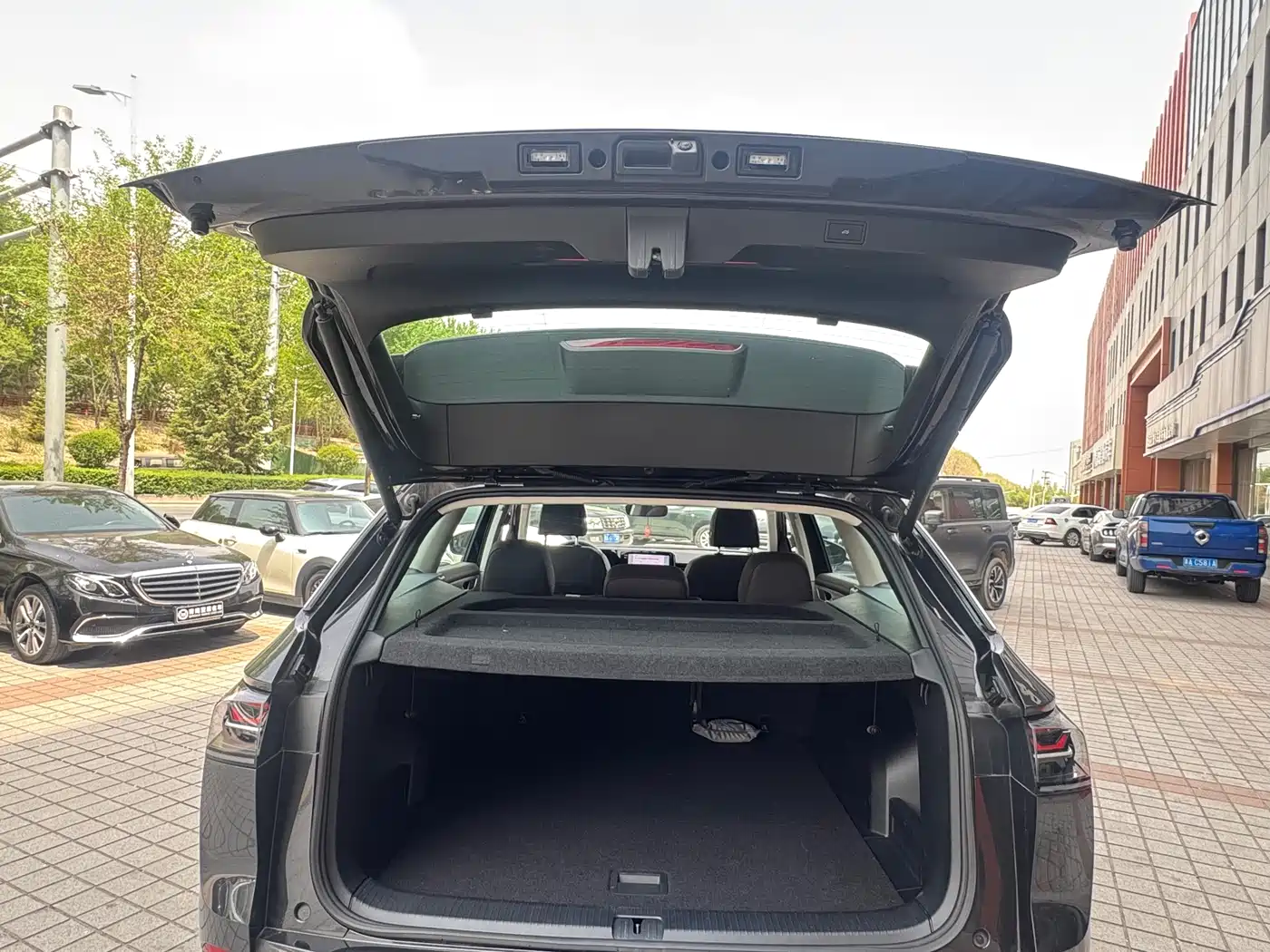 Volkswagen Talagon 2023 380TSI 4WD R-Line Touring Edition фото 15