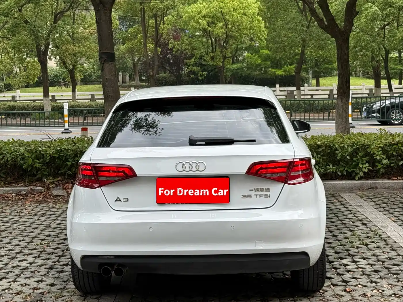 Audi A3 2014 Sportback 35 TFSI Automatic Fashion фото 5