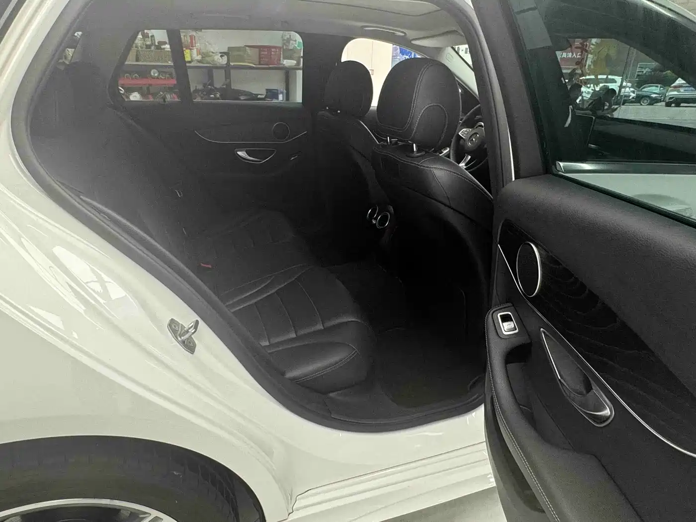 Mercedes-Benz C-Class (Import) 2018 C 200 Estate фото 8