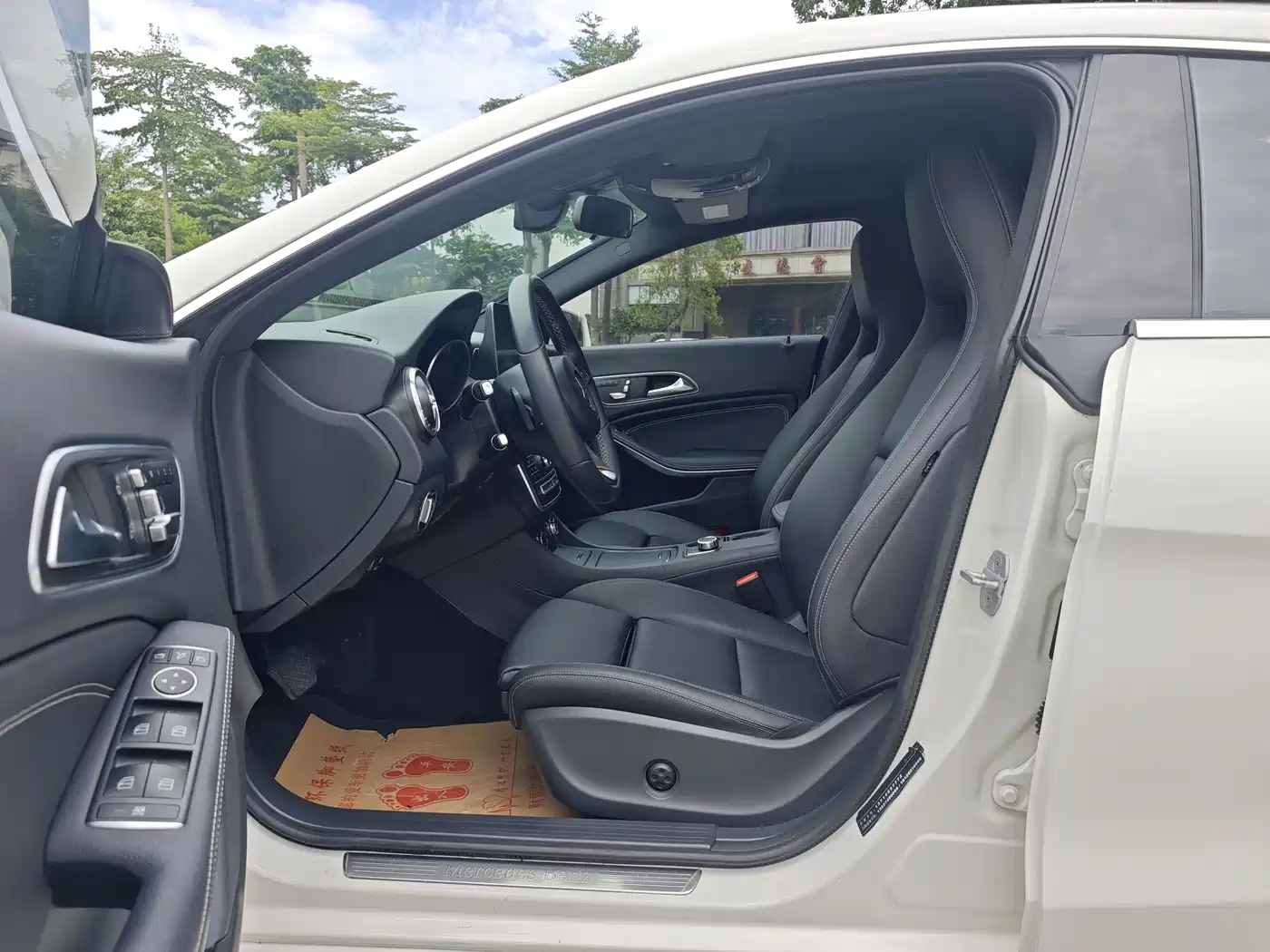 Mercedes-Benz CLA (Import) 2017 Facelift CLA 200 Style фото 8