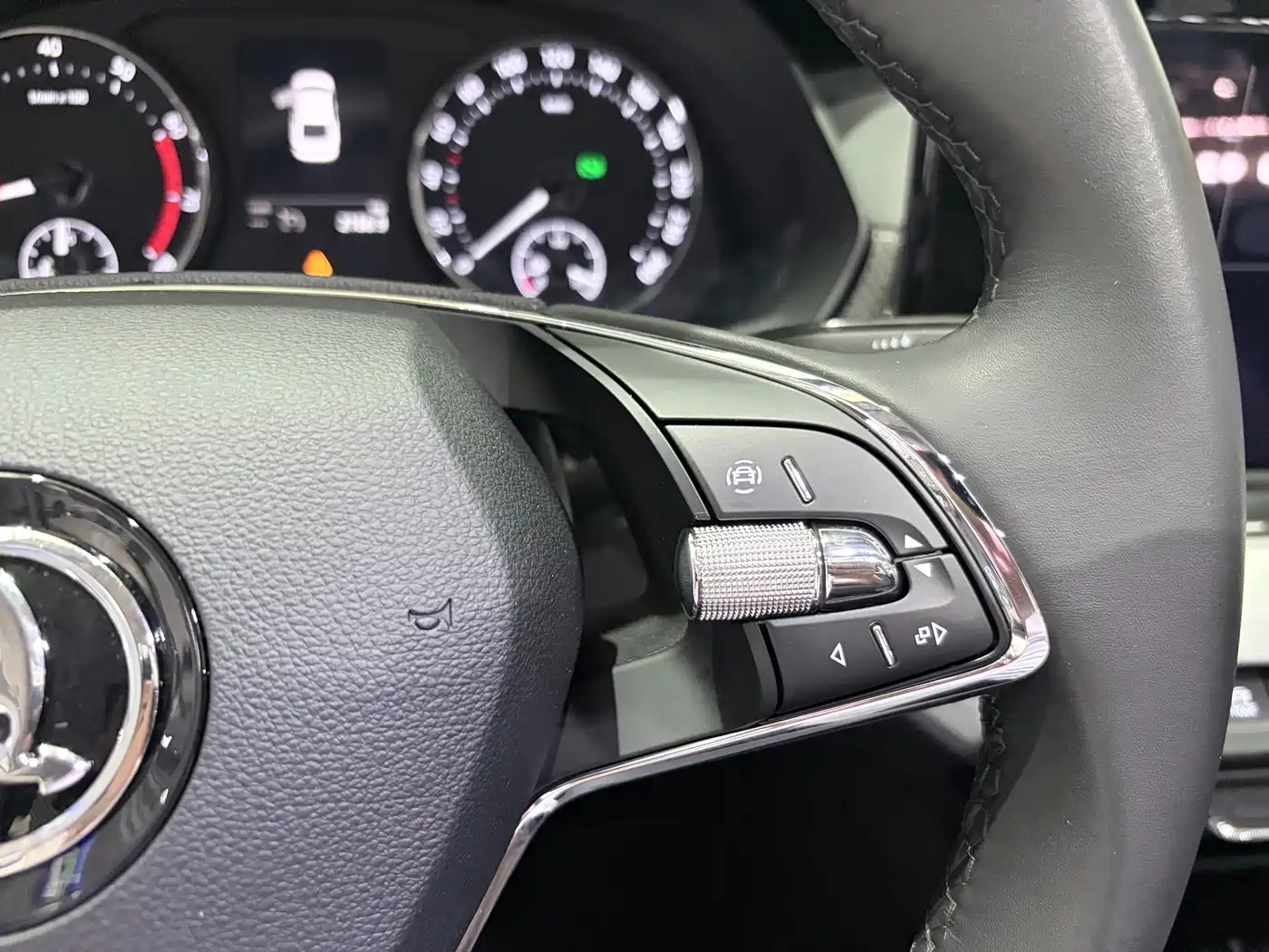 Škoda Octavia 2023 2022 PRO TSI280 Premium Edition