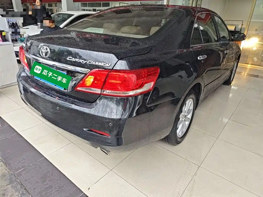 Toyota Camry 2013 200E Classic Elite Edition фото 7
