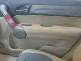 Фото 7 - Honda CR-V