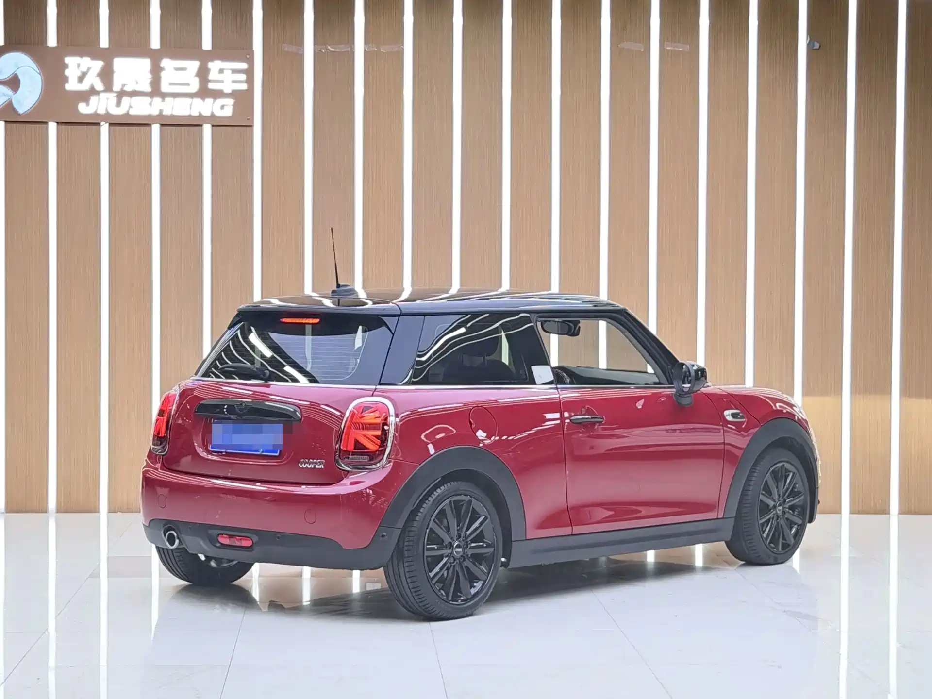 Фото 16 - MINI COUNTRYMAN