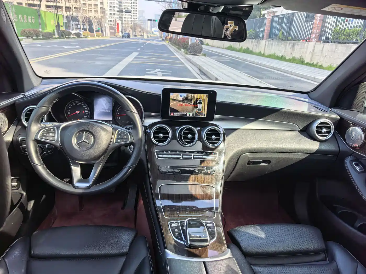 Mercedes-Benz GLC 2016 GLC 260 4MATIC Dynamic фото 5