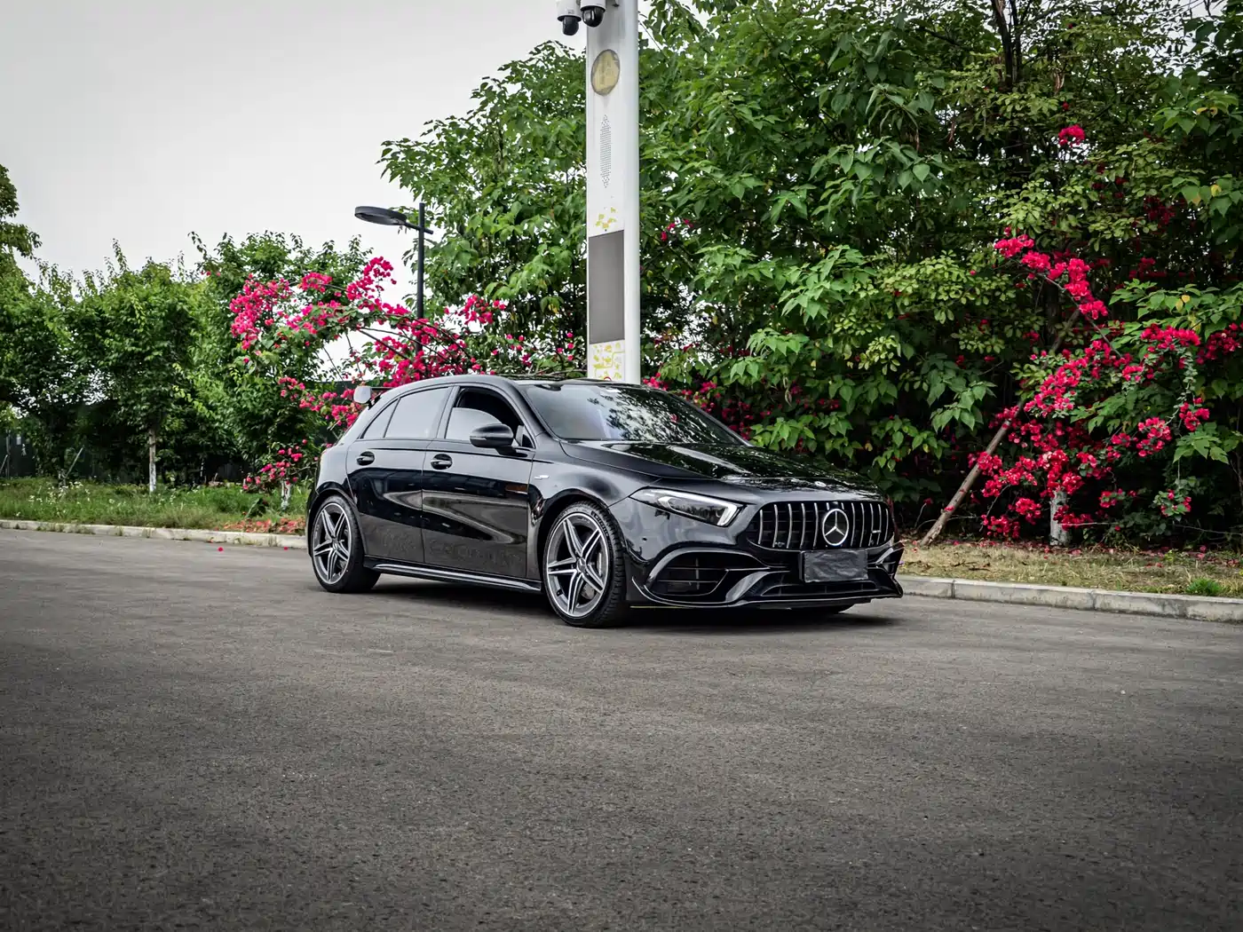 Mercedes-Benz A-Class AMG (Import) 2022 AMG A 45 4MATIC+ фото 2