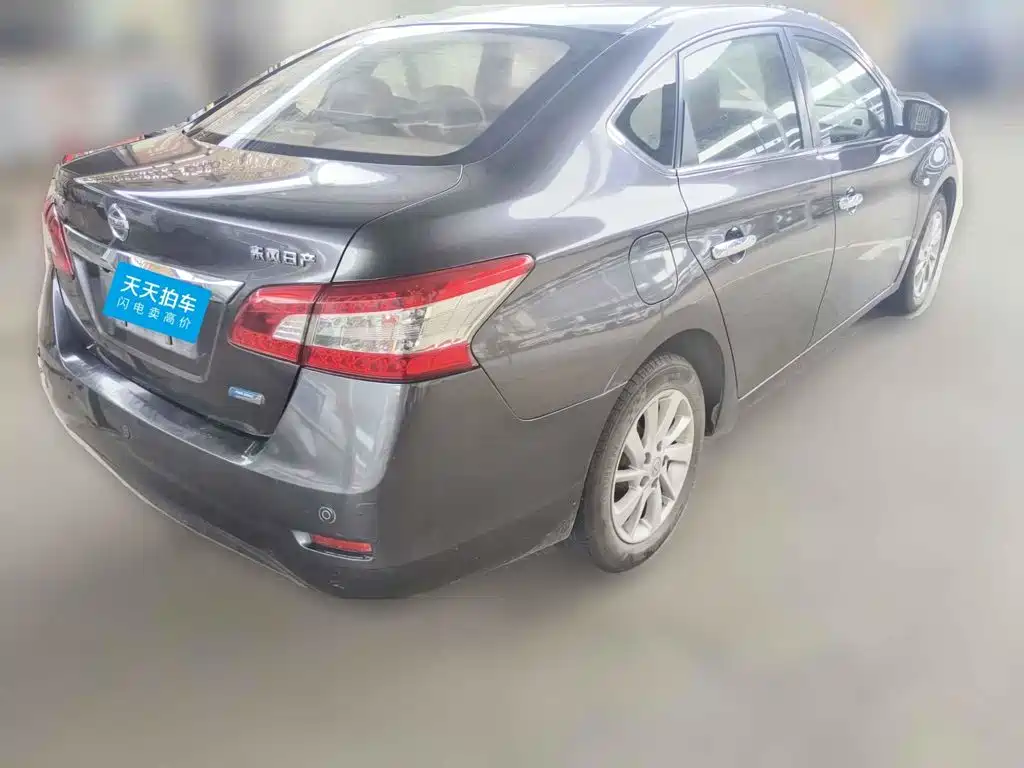 Фото 2 - Nissan Sylphy