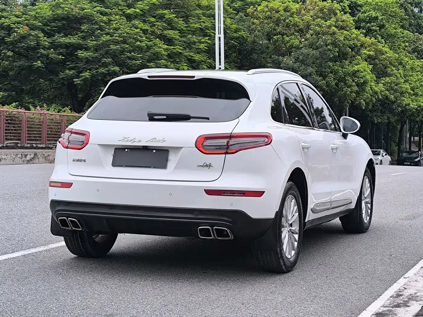Zotye SR9 2017 2017 2.0T Auto Ultimate Dream Edition