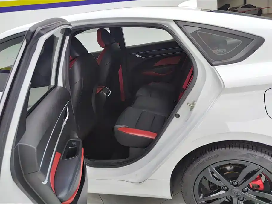 GEELY AUTOMOBILE BINRUI