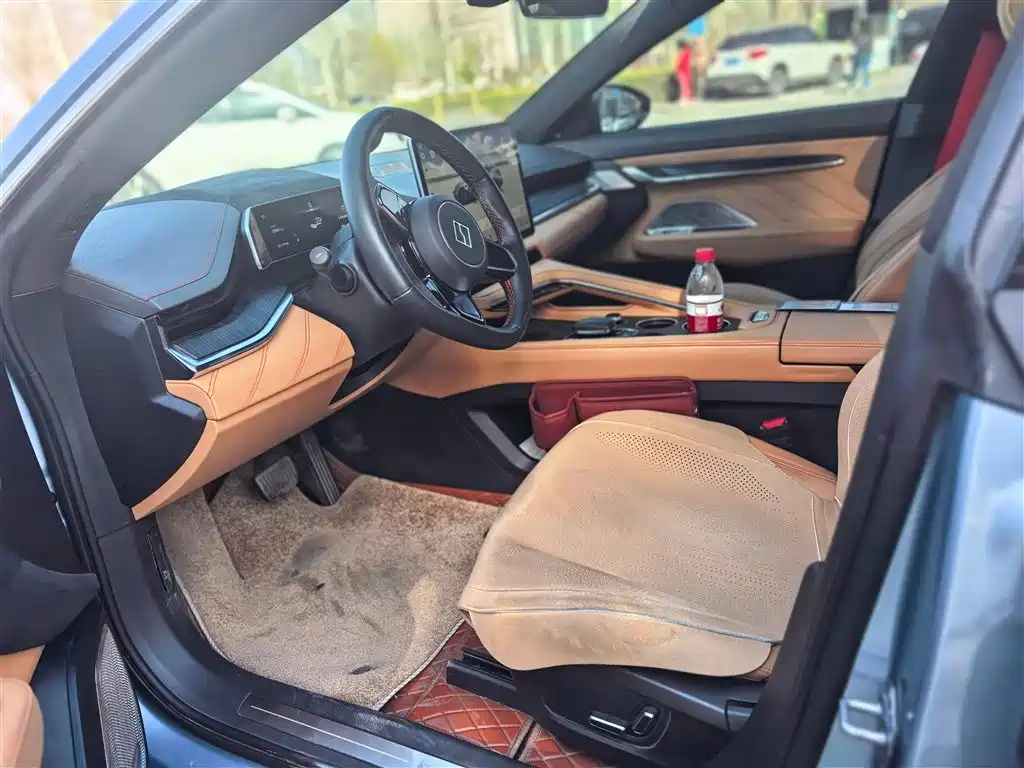 ZEEKR EXTREME KRYPTON 001