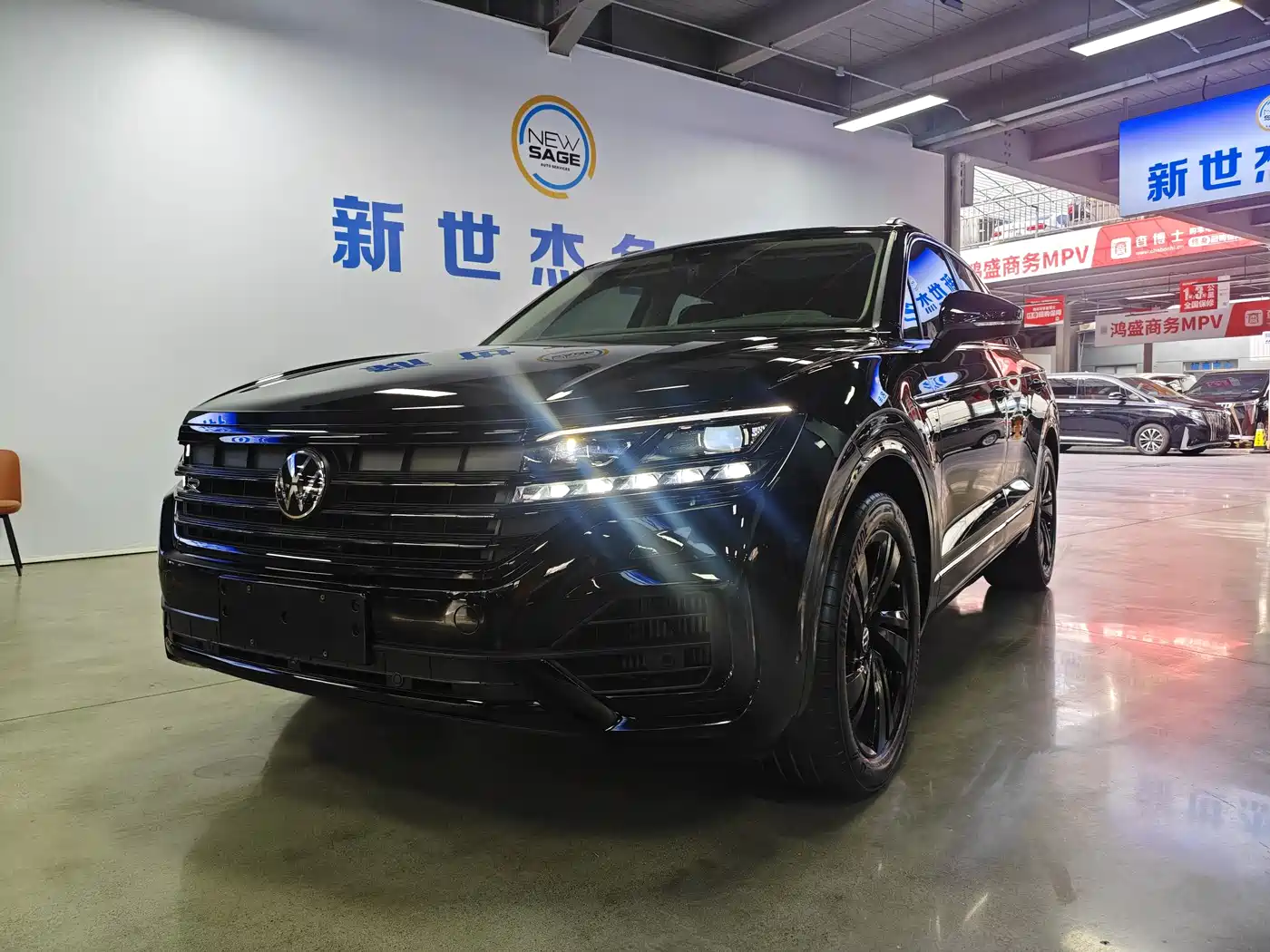 VOLKSWAGEN TOUAREG