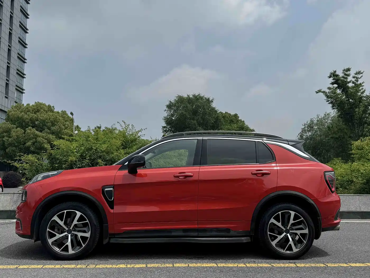Lynk & Co 01 2017 2.0T AWD Pro фото 2