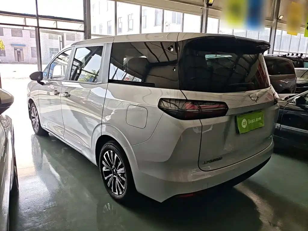 Wuling Motors Xingguang 730 New Energy 2025 2025 Model Plug-in Hybrid Base Version