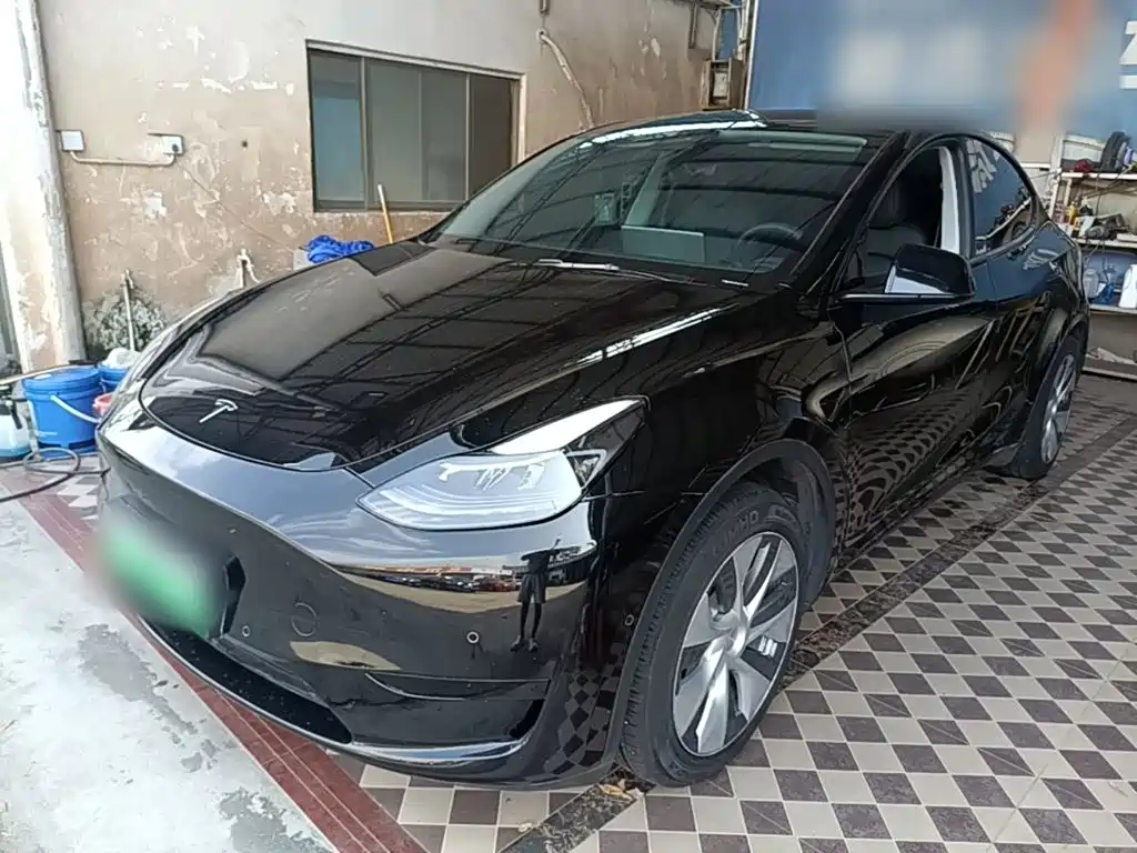 Tesla Model Y 2022 — пригон из Китая