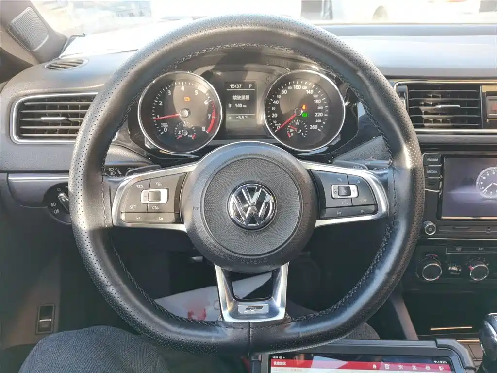 Volkswagen Sagitar 2016 280TSI Automatic R-Line фото 3