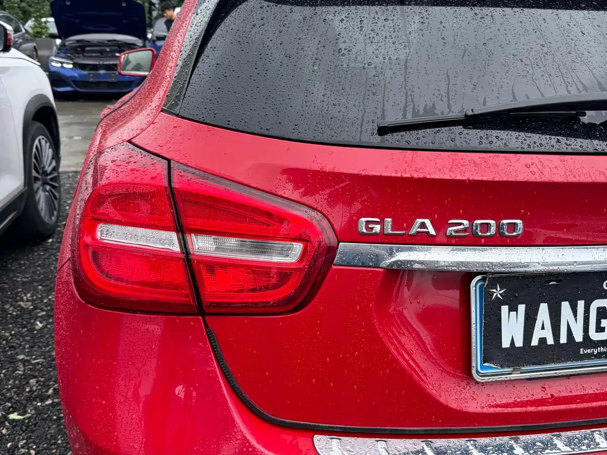 Mercedes-Benz GLA 2015 GLA 200 Fashion фото 19