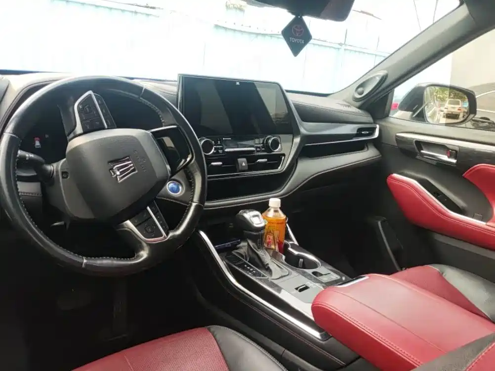 Toyota Crown Kluger 2021 2021 2.5L HEV AWD Flagship Edition