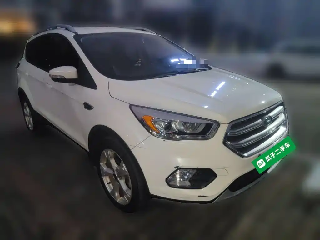 Ford Kuga 2019 2018 EcoBoost 180 FWD Wing