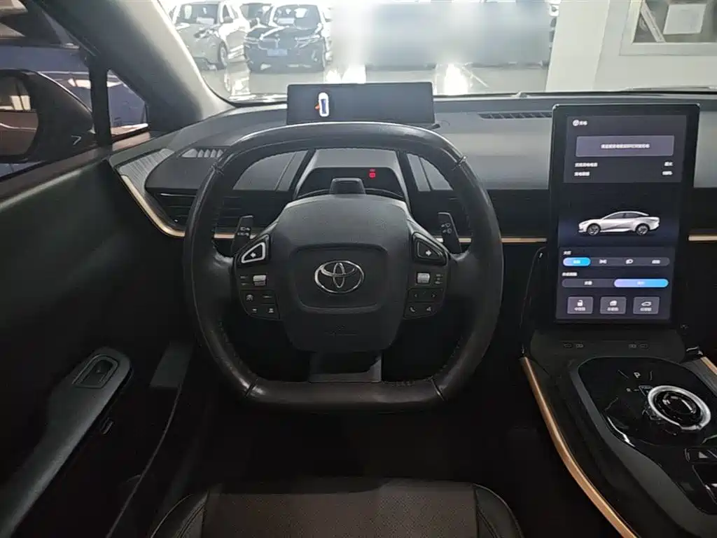 Toyota bZ3 2023 616km Long Range Premium фото 11