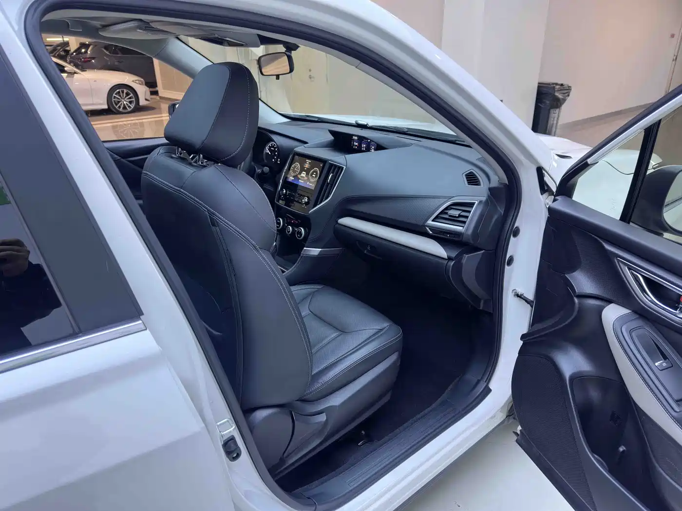 Subaru Forester 2022 2.0i AWD Luxury Edition with EyeSight фото 9