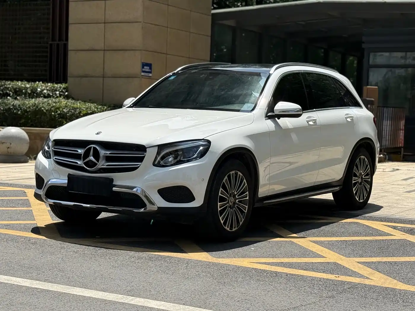 Mercedes-Benz GLC 2017 GLC 200 4MATIC
