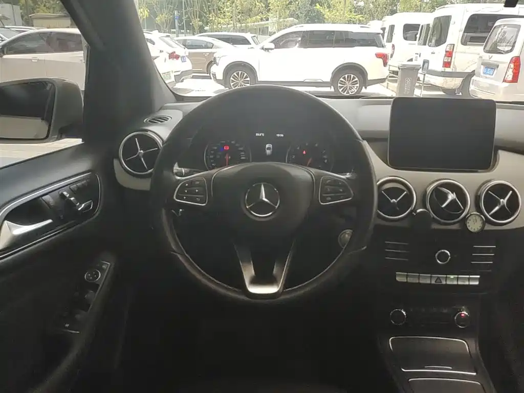 Mercedes-Benz B-Class 2017 B 200 Style фото 11
