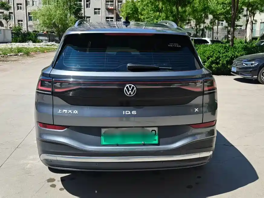 Volkswagen ID.6 X 2021 Pro Intelligent Long Range Edition фото 3