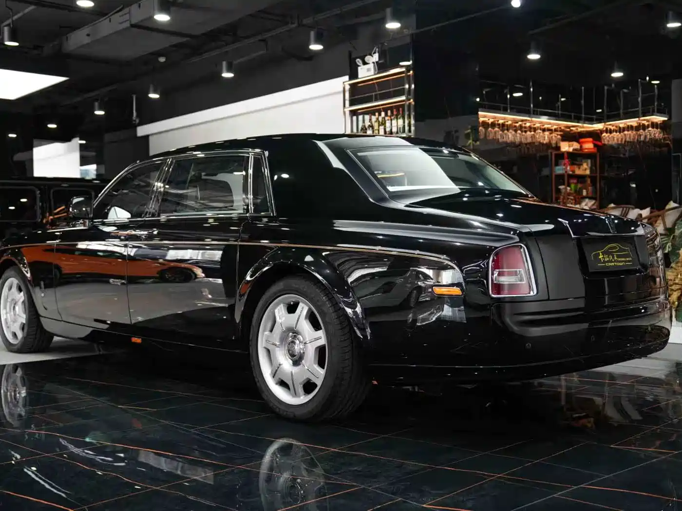 Rolls-Royce Phantom 2011 2006 6.7L Extended Wheelbase EWB