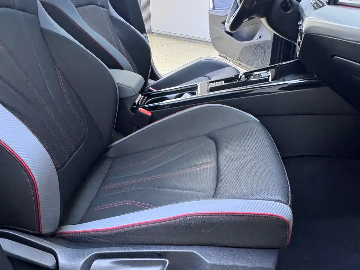 Volkswagen Lamando 2023 Lamando L 280TSI DSG Cool Edition фото 9