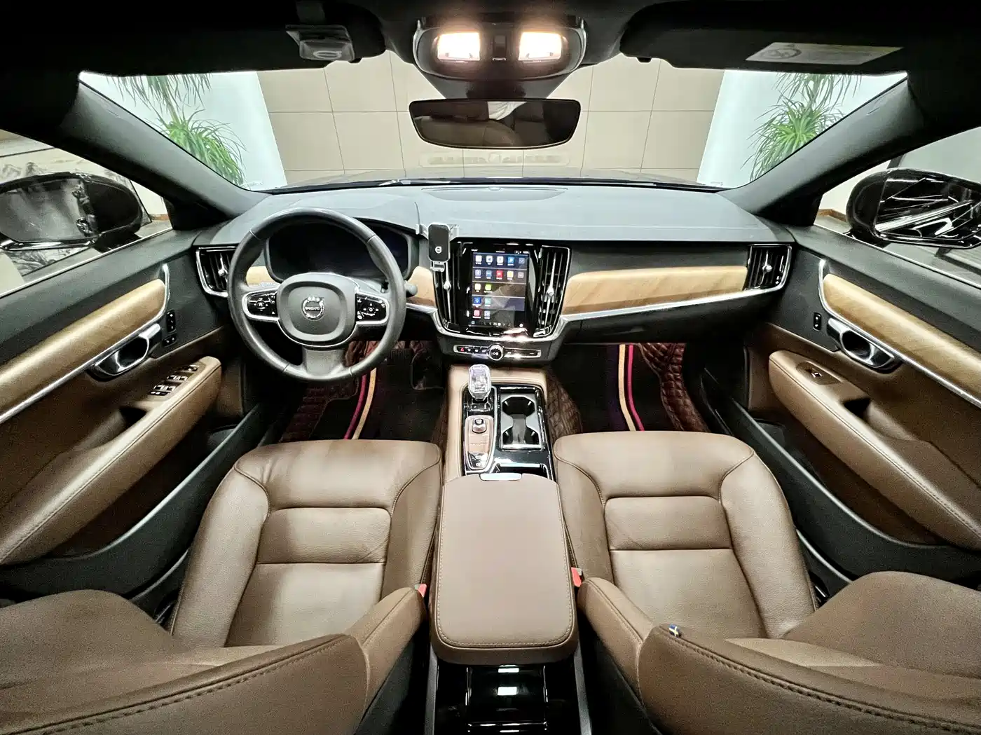 VOLVO S90 PLUG IN HYBRID