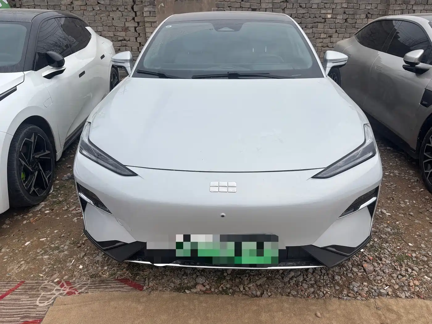 GEELY GALAXY GALAXY E8