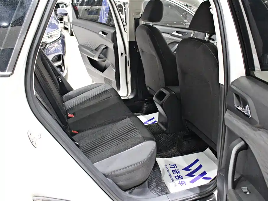Volkswagen Tharu 2022 280TSI 2WD Trend фото 11