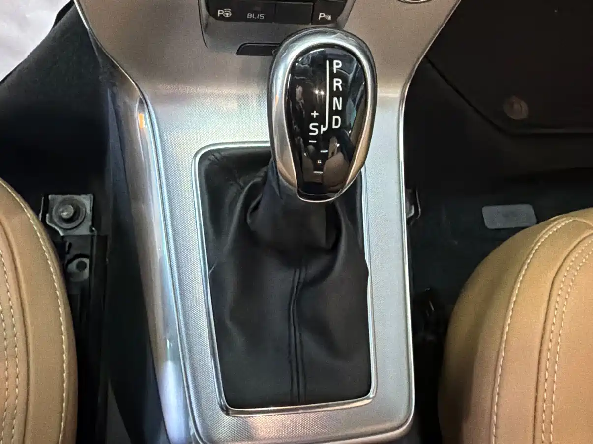 Фото 14 - Volvo V40