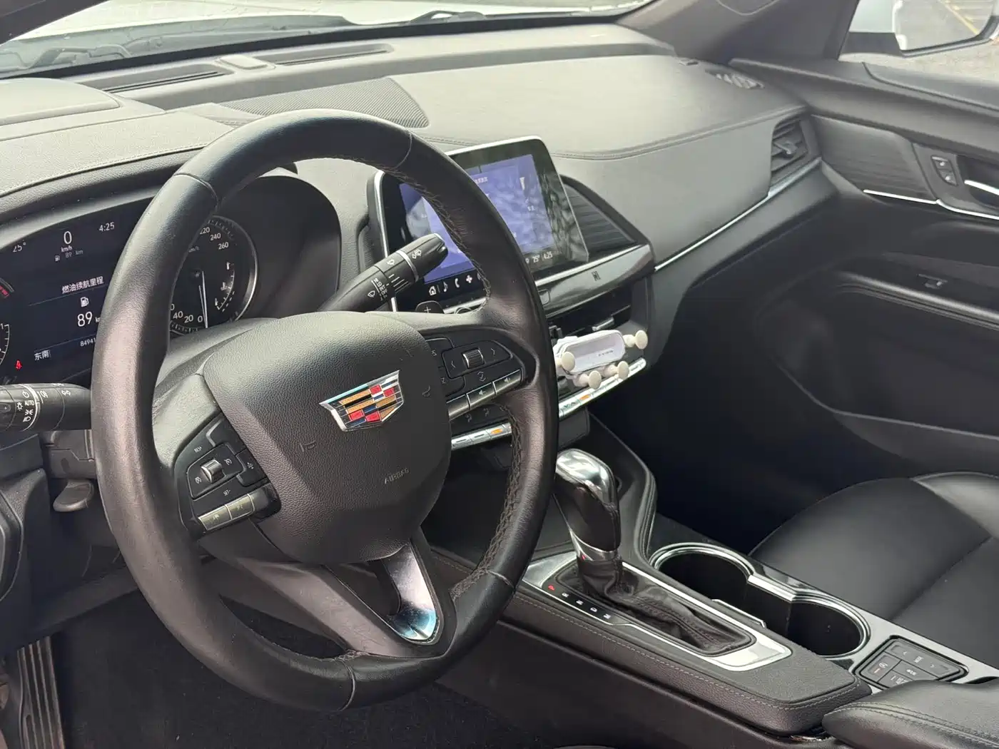 CADILLAC CT4