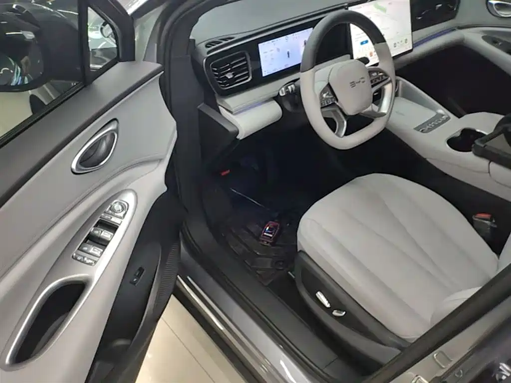BYD Sealion 06 New Energy 2025 DM-i 170 Pilot Pro Edition фото 16