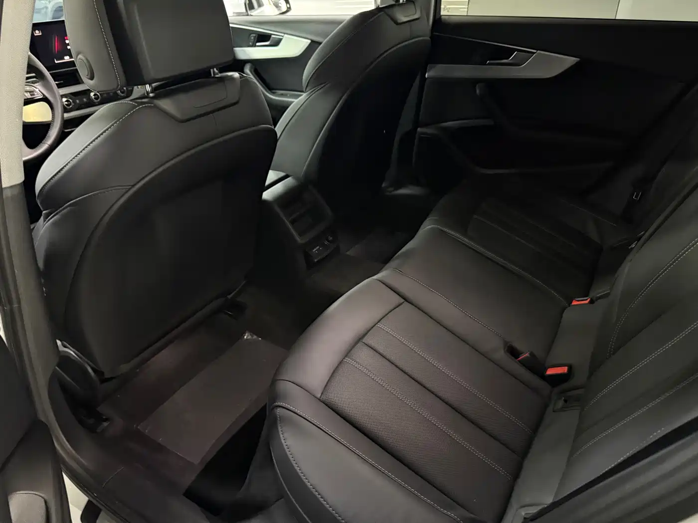Audi A4L 2020 40 TFSI Fashion Dynamic Edition фото 8