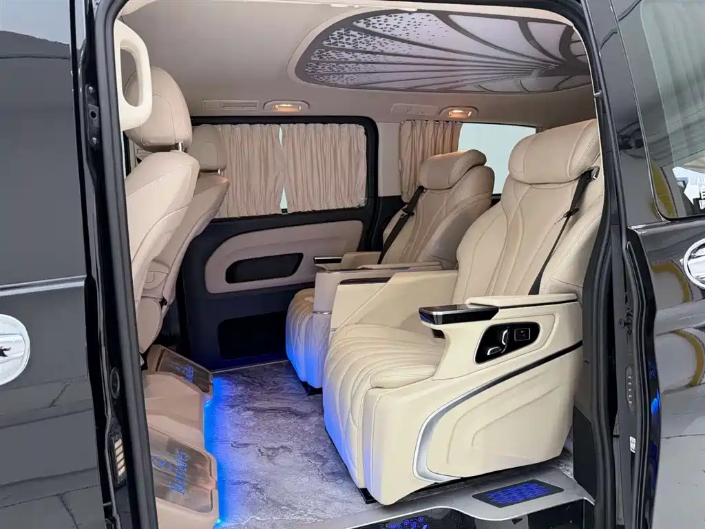 Mercedes-Benz Vito 2021 2.0T Business Edition 9-seater фото 17