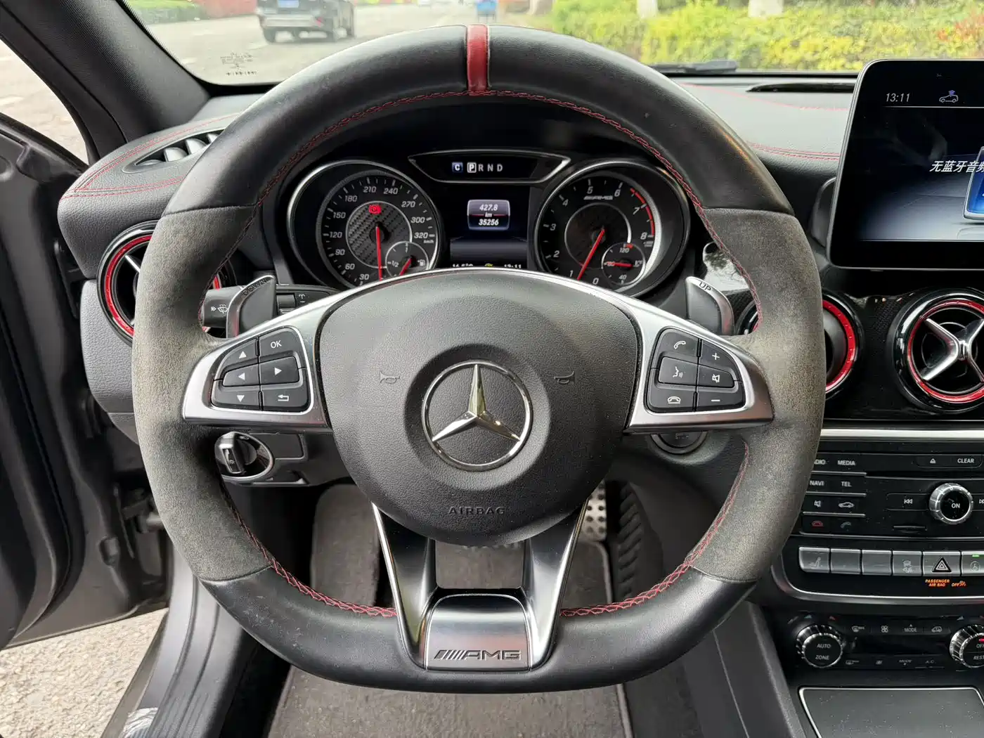 Mercedes-Benz GLA AMG 2017 AMG GLA 45 4MATIC фото 8