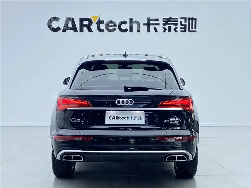 Audi Q5L 2022 40T Luxury Dynamic фото 4