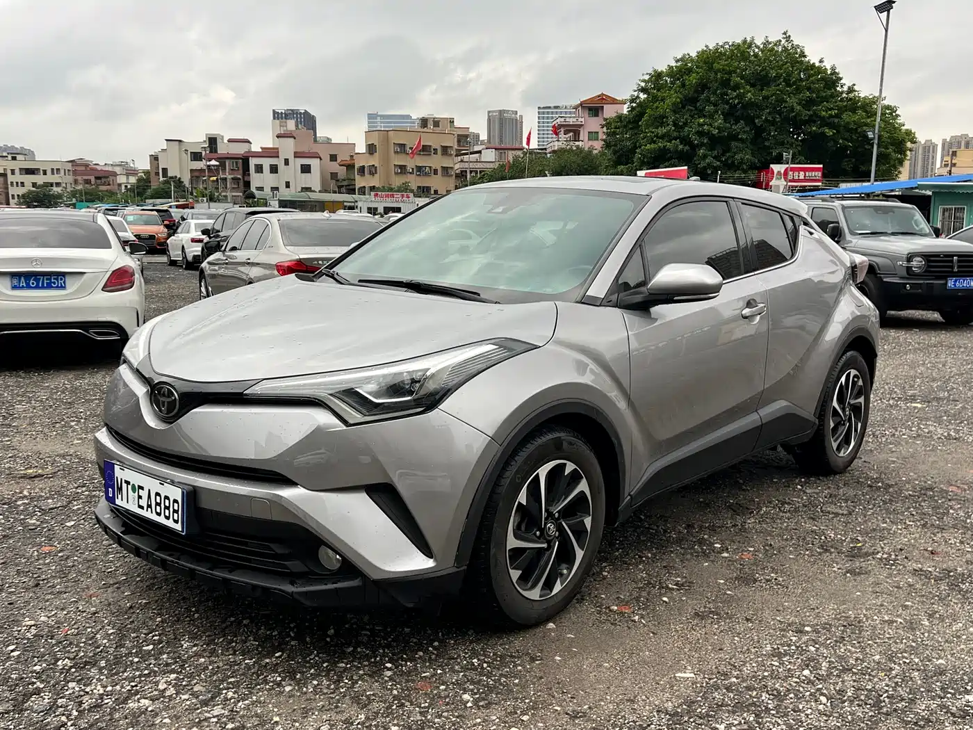 Toyota IZOA 2018 2.0L Yixuan Sunroof Edition China V фото 3